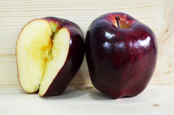 Apple Semi-Dwarf Red Delicious